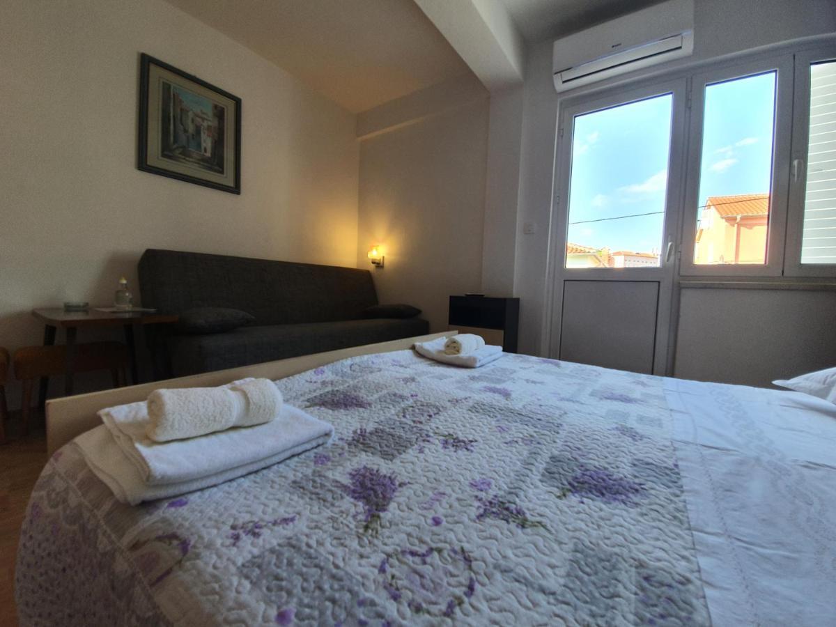 Rooms Capo Rab Palit Exterior photo